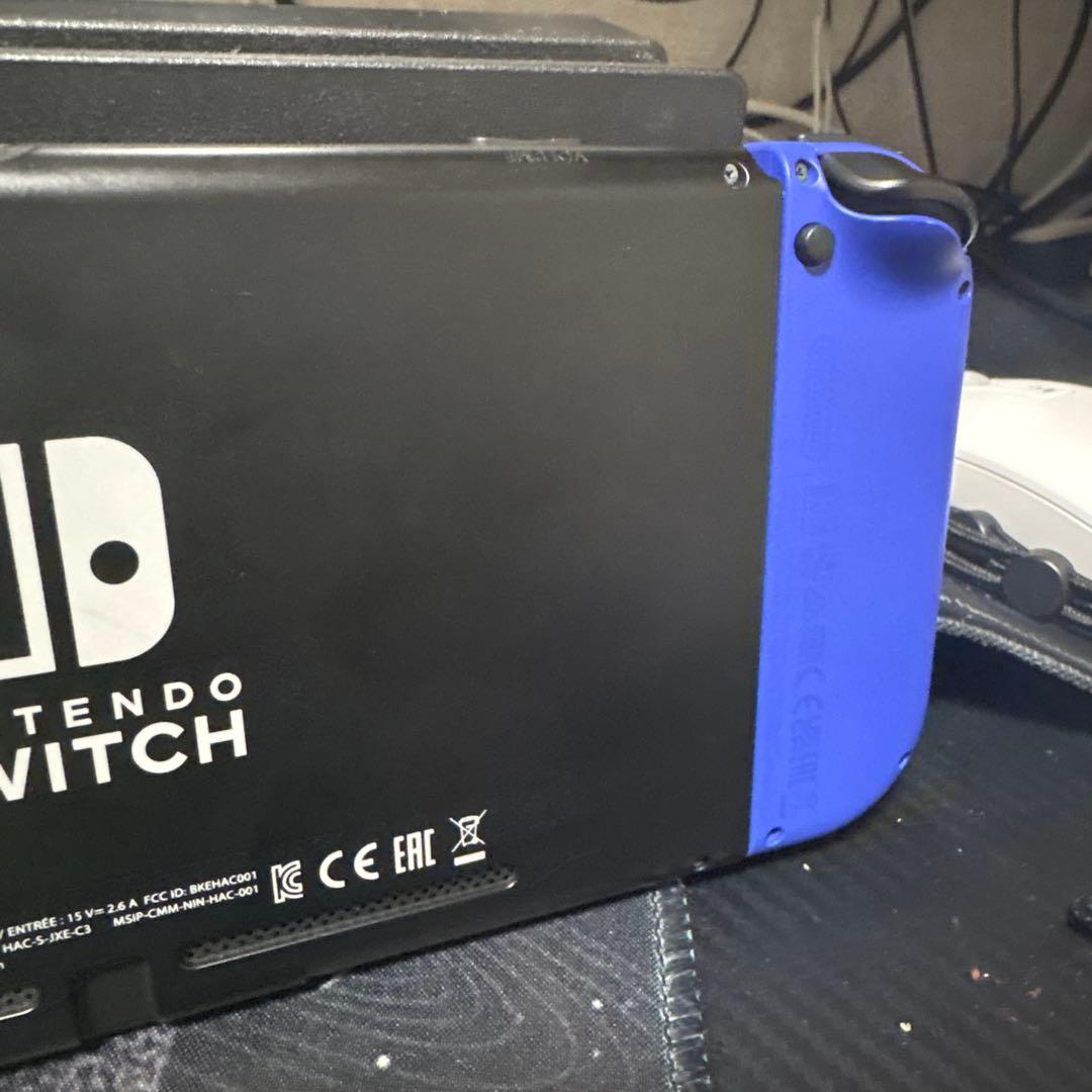 k*i様 『大特価！』Nintendo Switch 青/黄 本体 充実の付属品