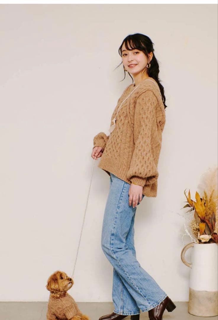 【最終価格】ケーブルドロップショルダーニット　　＊オマケ付き