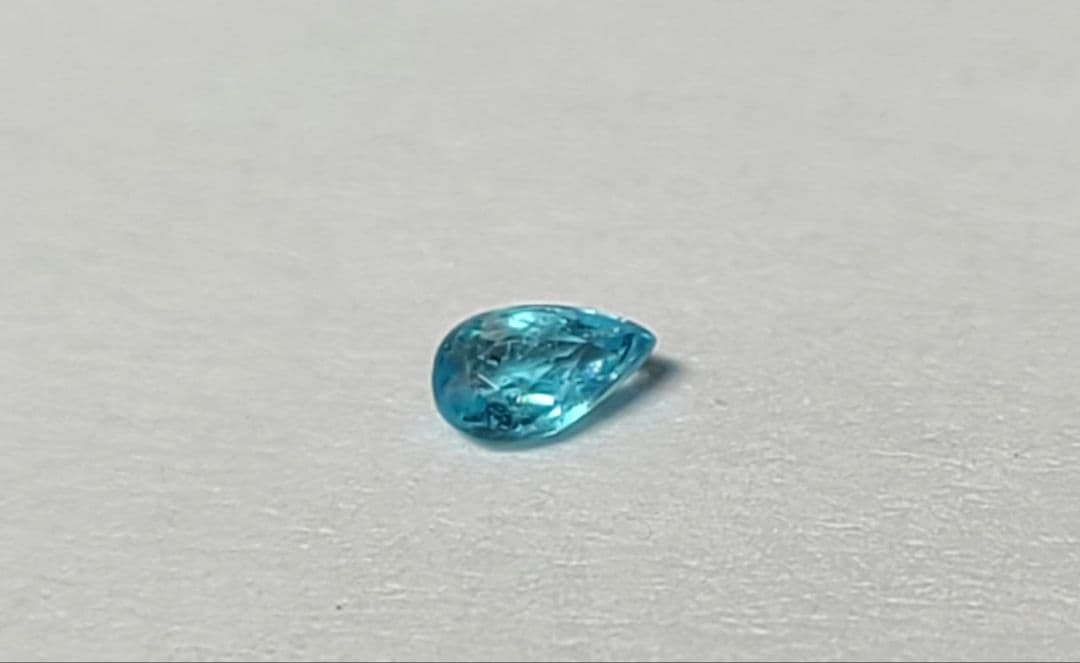 明るいブルーのエイトリータ★ブラジルバターリャパライバトルマリン★オーダー受付中