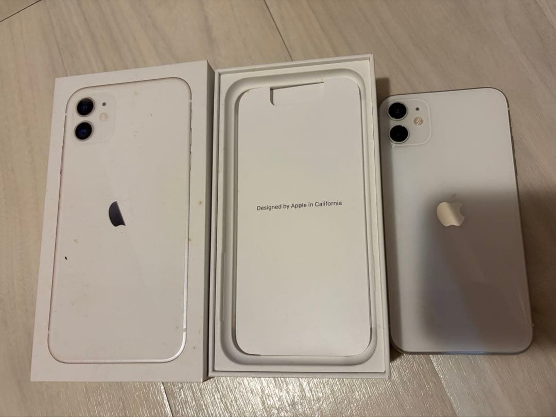 Apple iPhone 11 ホワイト 本体 箱付き