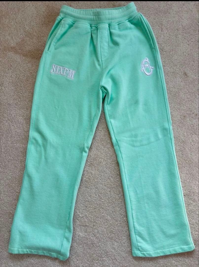 6PM True Religion セットアップ