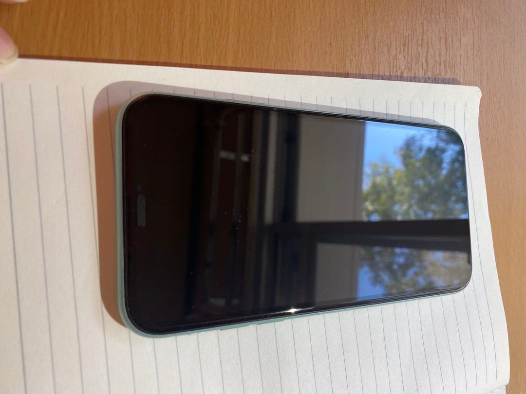 iPhone ホワイト ケース付き