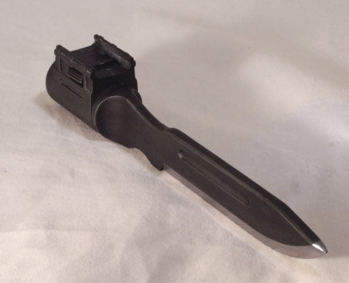 【2個セット】ハンドガン用 銃剣 ヨルムンガンド風デザイン 組み立てキット