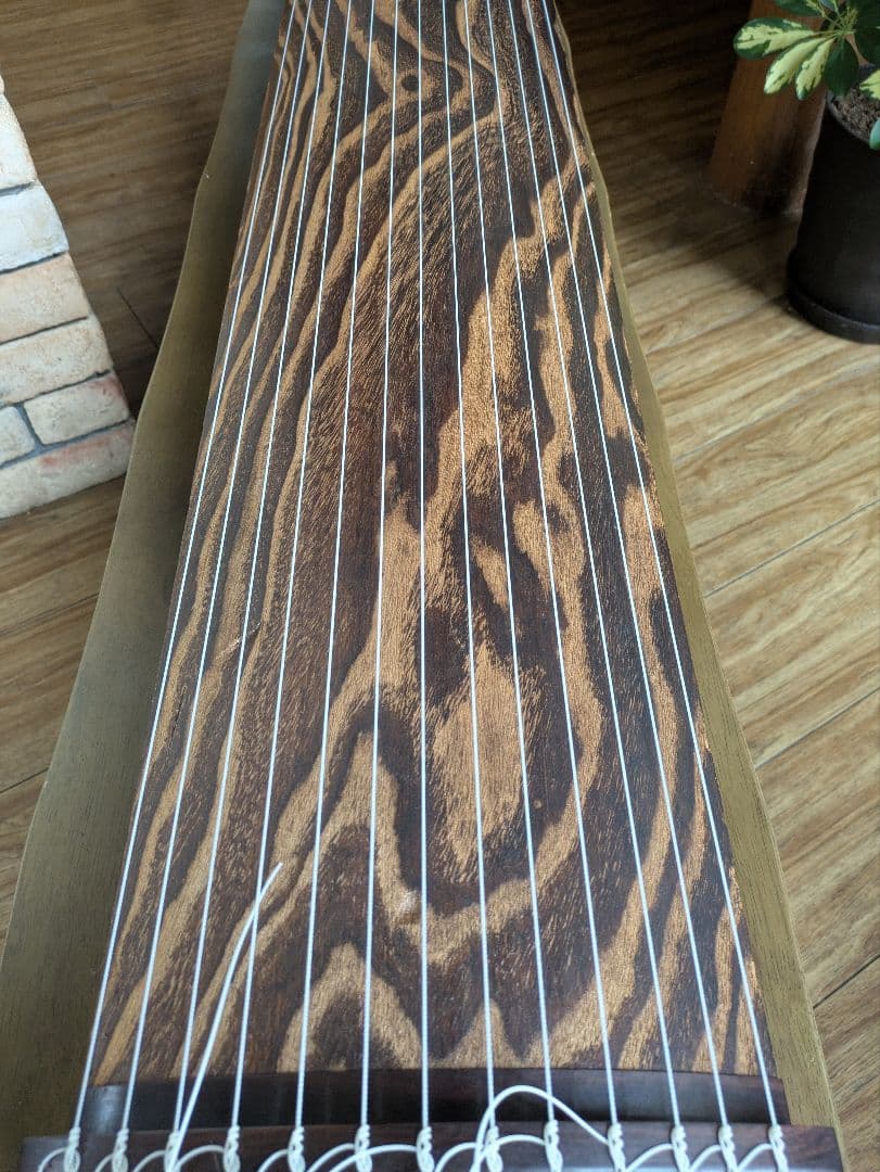 琴　和楽器　弦楽器 13弦　すだれ彫り　美木目