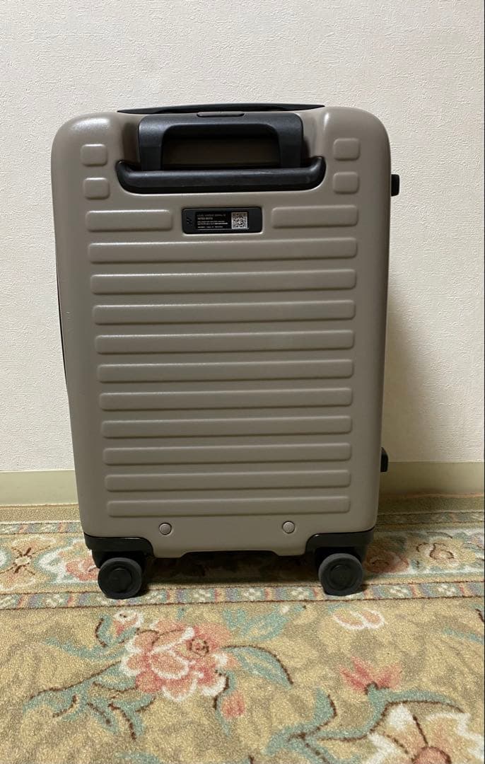 ◾️LOJEL◾️CUBO S REFRESH 37-42L カクタス　スーツケース