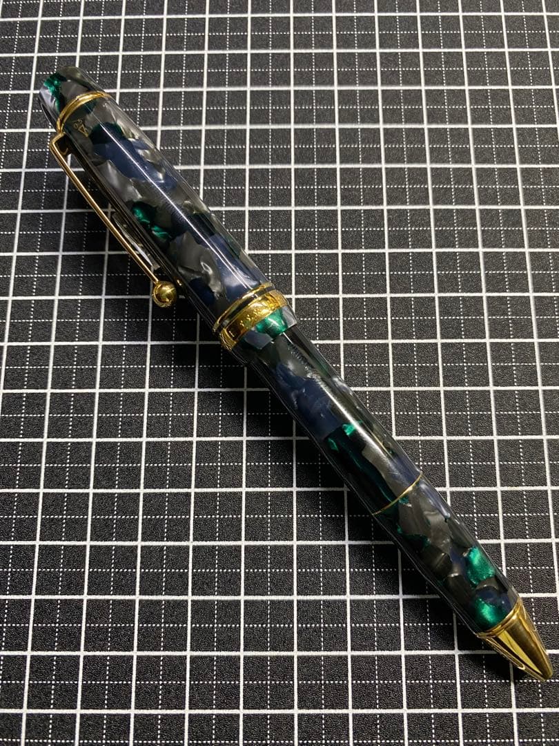 PILOT CUSTOM Legance ダークグレー＆グリーン　多機能ペン