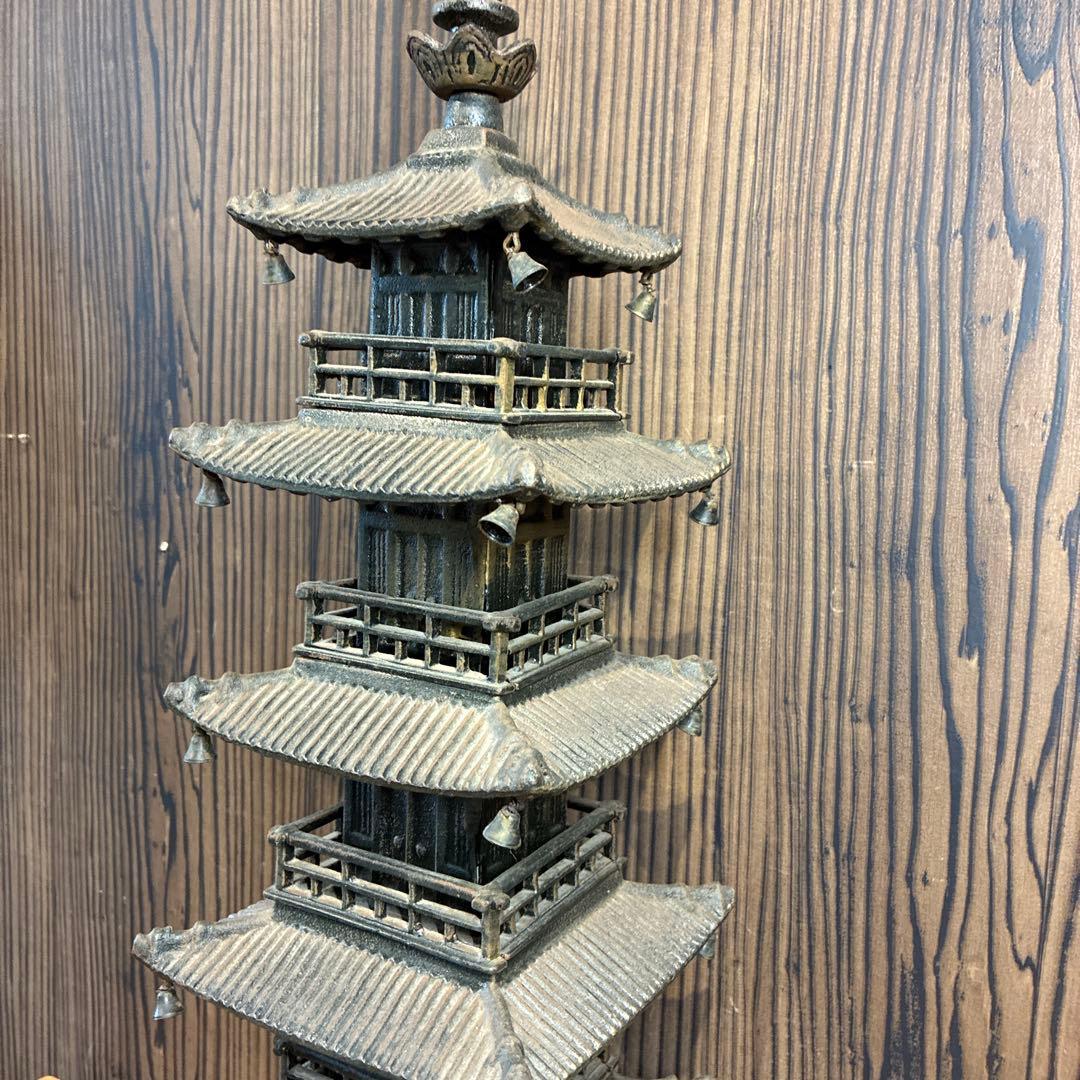 昭和レトロ 鉄製 五重塔 金属工芸 置物 オブジェ 飾り 古道具 ビンテージ