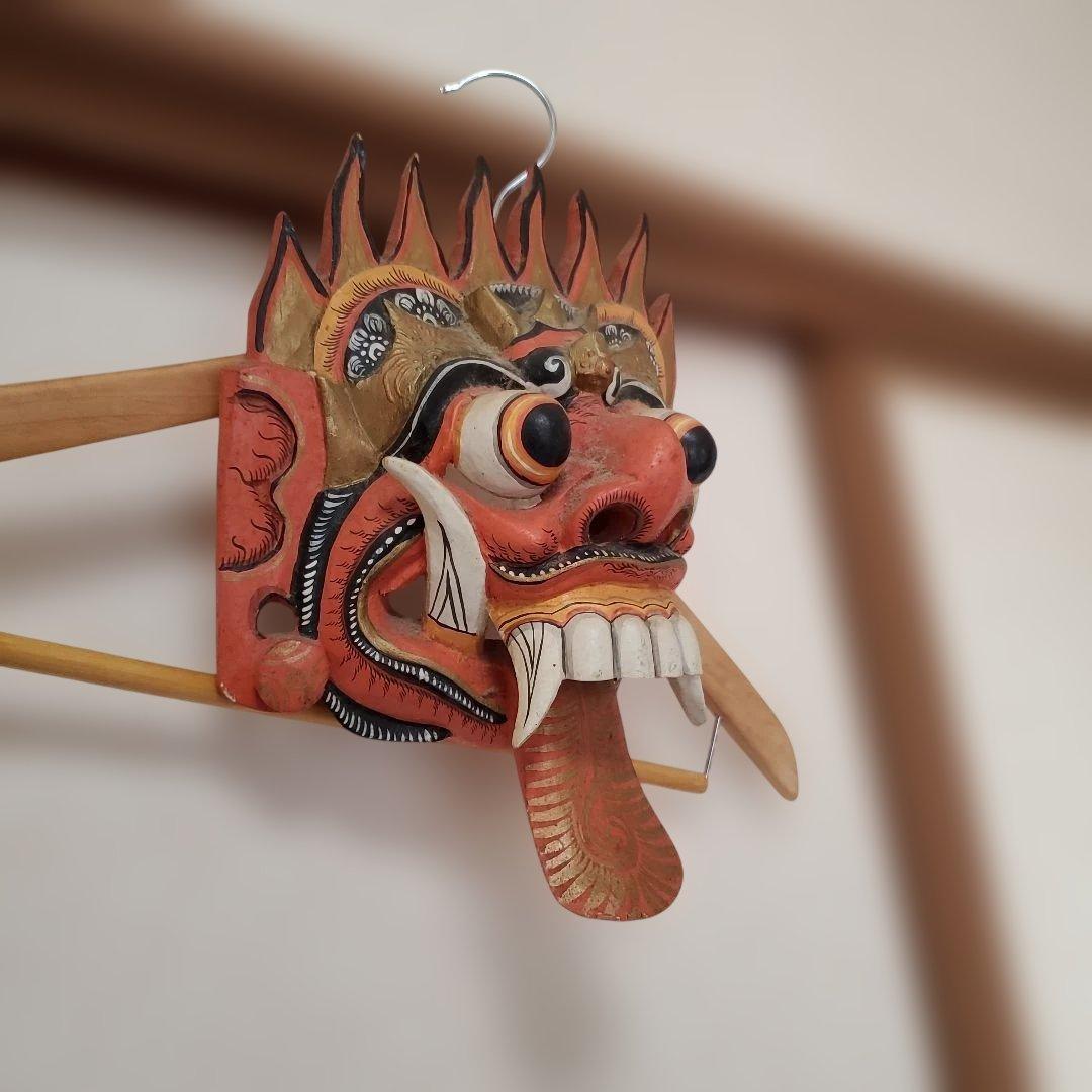 バリの伝統的な木製面、ガムラン、ケチャック、バリ島、神秘的、手彫り、守り神、金運