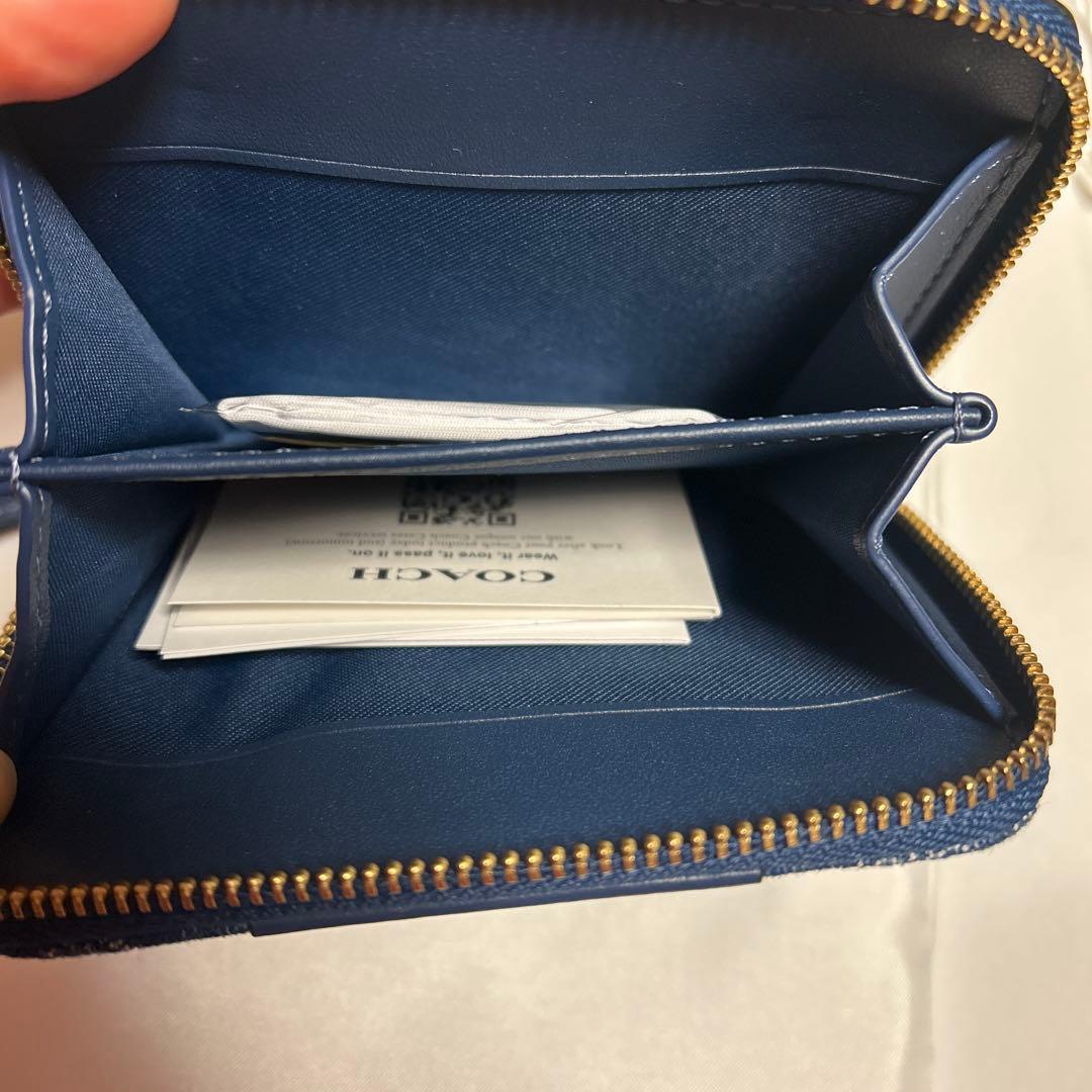 COACH エッセンシャル バイフォールドウォレット