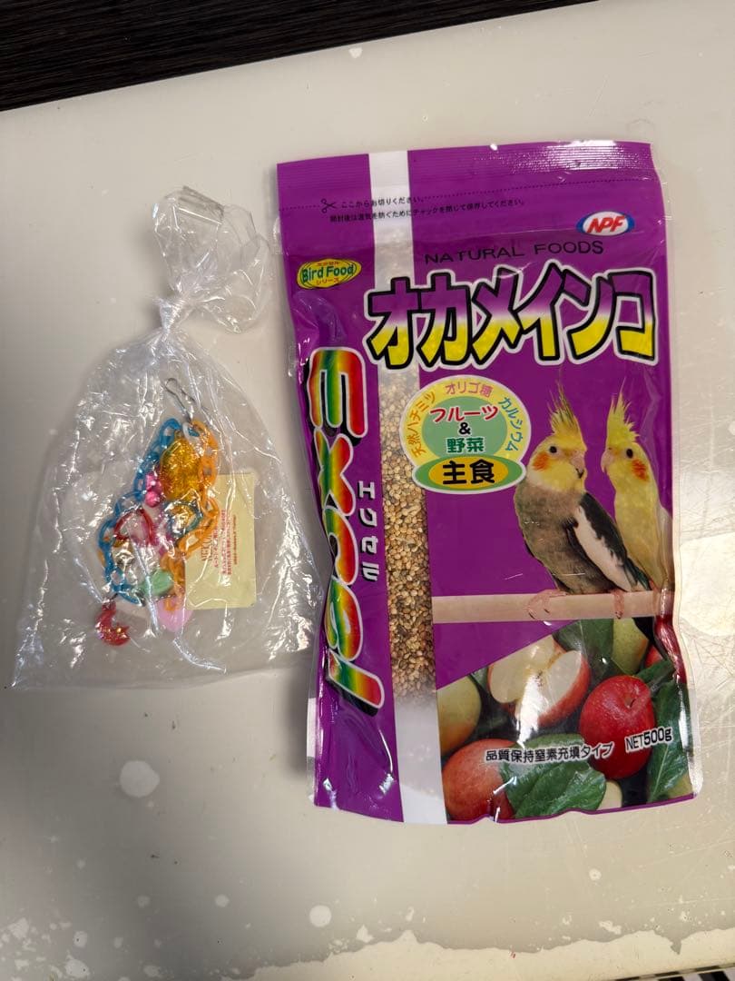 鳥カゴ　中型アクリル鳥用ケージ(エサカップ4つ、エサ付)