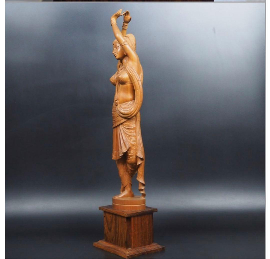 送料無料　時代物　老山白檀香木インド白檀細密彫刻女神像高さ62.5ｃｍ本物保証