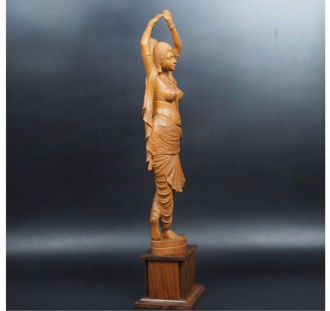 送料無料　時代物　老山白檀香木インド白檀細密彫刻女神像高さ62.5ｃｍ本物保証
