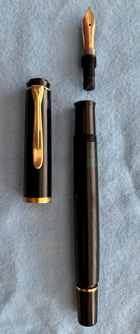 ペリカン Pelikan M250 万年筆 ブラック 14K中字