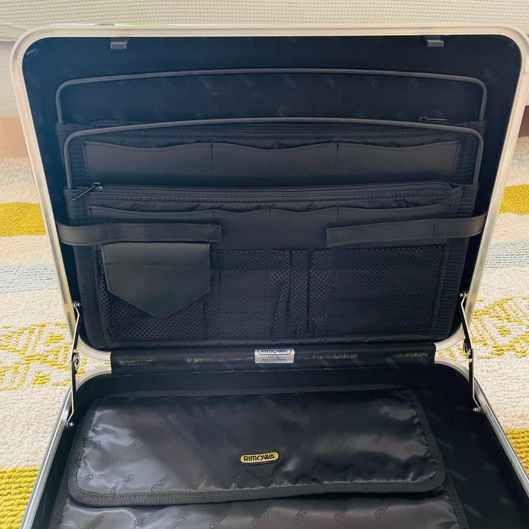 リモワ アタッシュケース 黒　ハンドバック　ショルダー　ポーチ付　ダイヤル