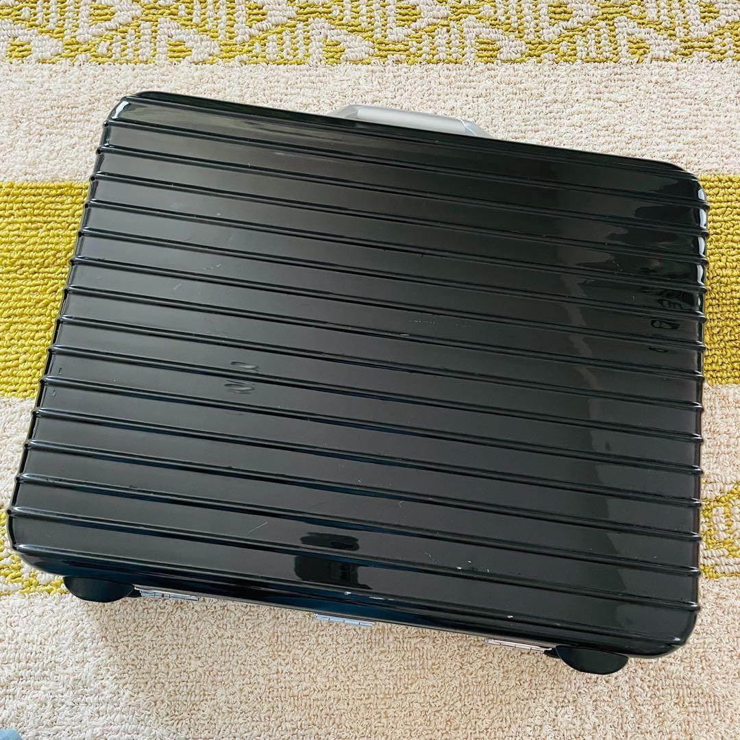 リモワ アタッシュケース 黒　ハンドバック　ショルダー　ポーチ付　ダイヤル