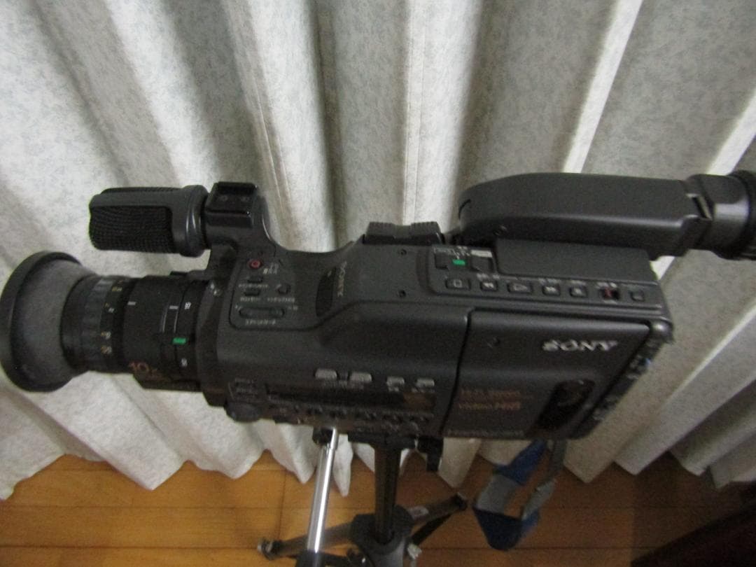 SONY ハンディカム　（メ325）