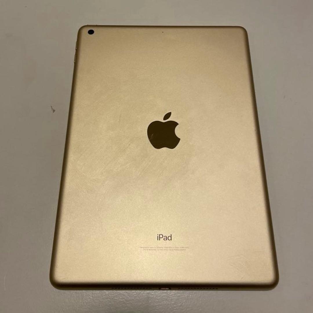 Apple iPad (第5世代) 32GB ゴールド 2017年製 ケースつき