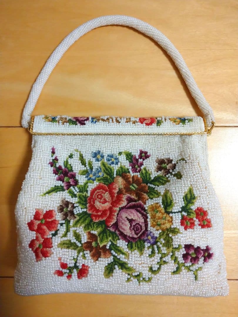 花柄　ビーズ　パーティーバッグ　レトロ　アンティーク