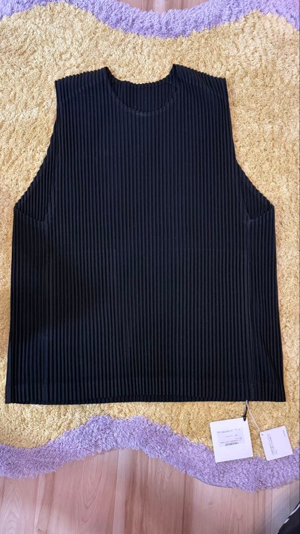 ［レア！］イッセイミヤケ　ノースリーブタンクトッププリーツ加工