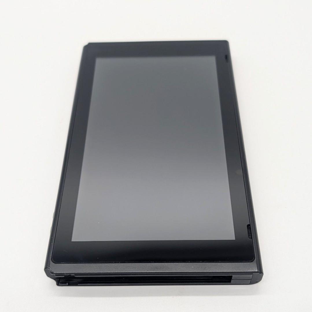 【美品】Nintendo Switch 本体のみ 2018年