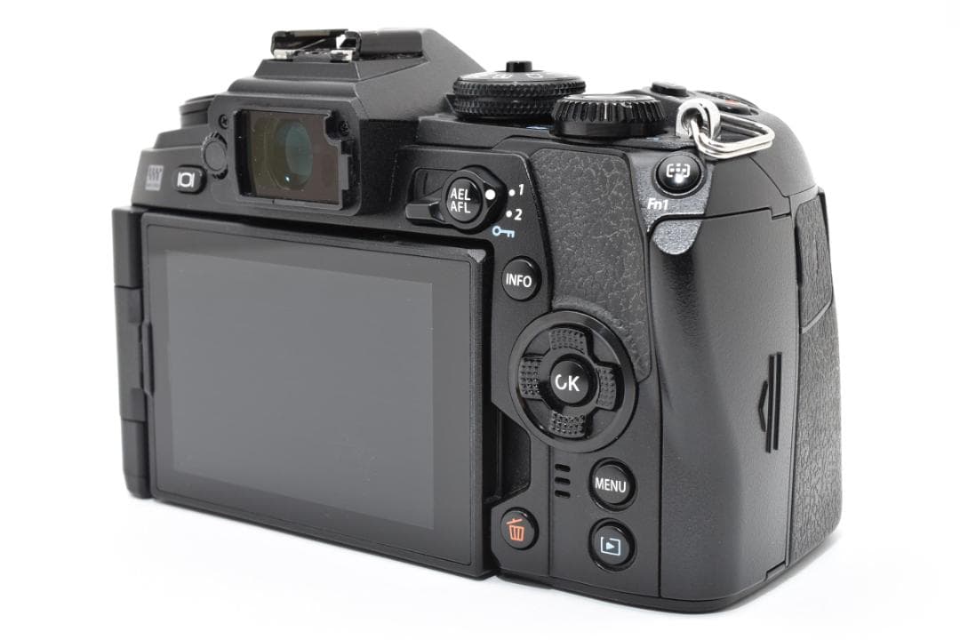 OLYMPUS オリンパス OM-D E-M1 Mark II
