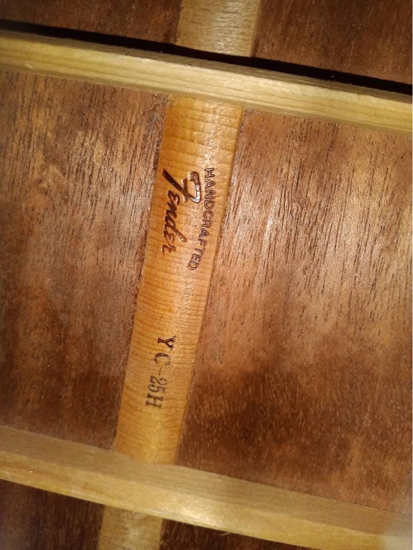 Fender Catalina 花子アコースティックギター(ハードケース付き)