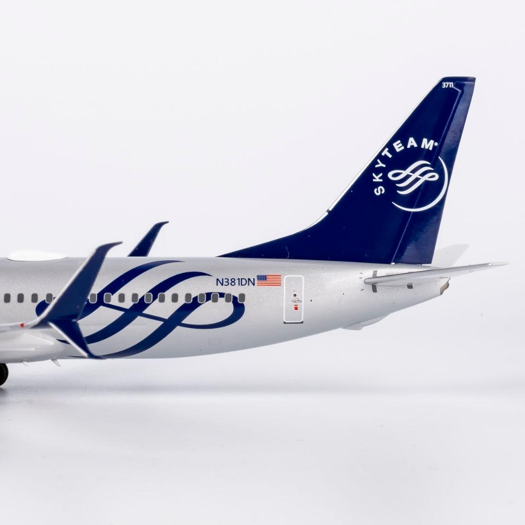 デルタ航空 737-800 スカイチーム塗装 N381DN 1/200