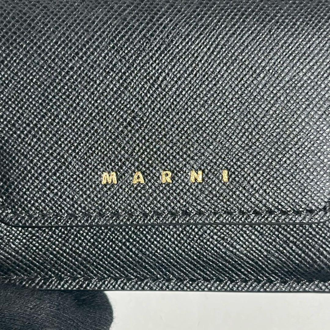 【極美品・付属品完備✨】マルニ ミニウォレット 三つ折り レザー トランク 黒