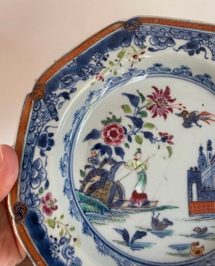 中国古美術品　清の乾隆時代　青花粉彩人物皿　本物保証 22cm