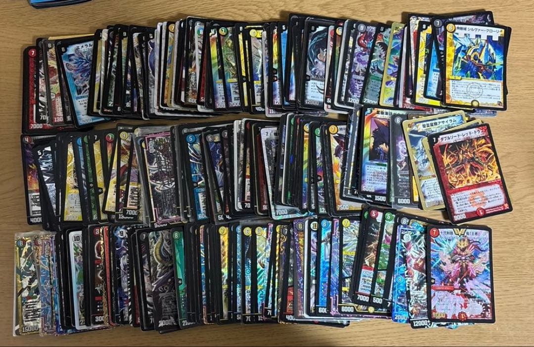 こ*あ様 【300円スタート】デュエマ 引退品 まとめ売り 約1500枚 キラカ