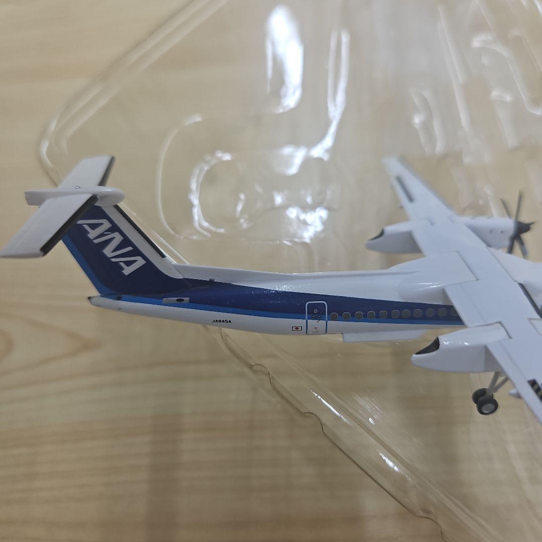 全日空商事 1/200 ANA DHC-8-400 DH28008