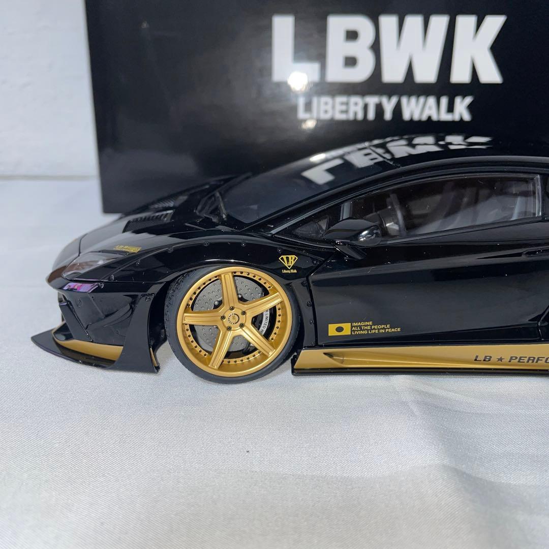 オートアート　1/18　ランボルギーニ　アヴェンタドール　リミテッドエディション