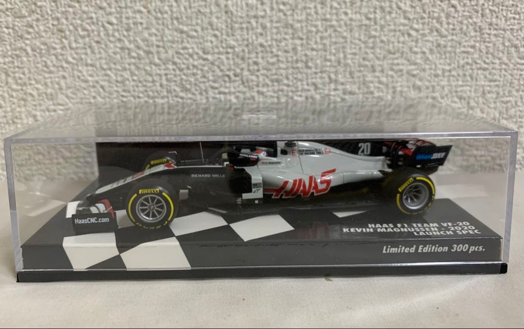 1/43 Haas F1 Team VF-20 フェラーリK.マグネッセン