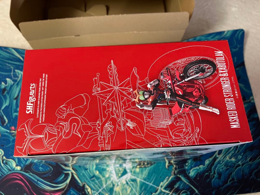 期間限定価格　S.H.Figuarts仮面ライダーストロンガー＆カブトローセット