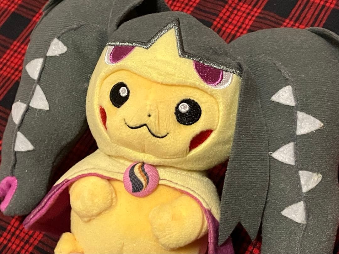 ポケモン メガクチート ポンチョを着たピカチュウ マスコット 美品