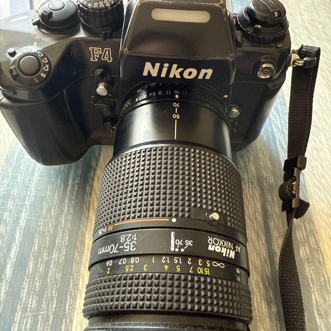NikonF4カメラNikkor 35-70mmと80-200mm レンズセット