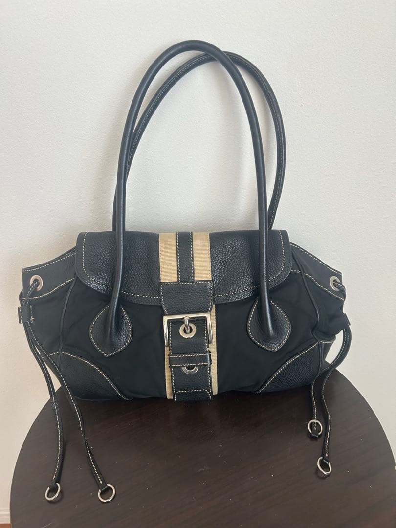 PRADA ブラック ハンドバッグ レア♪