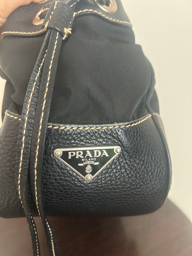 PRADA ブラック ハンドバッグ レア♪