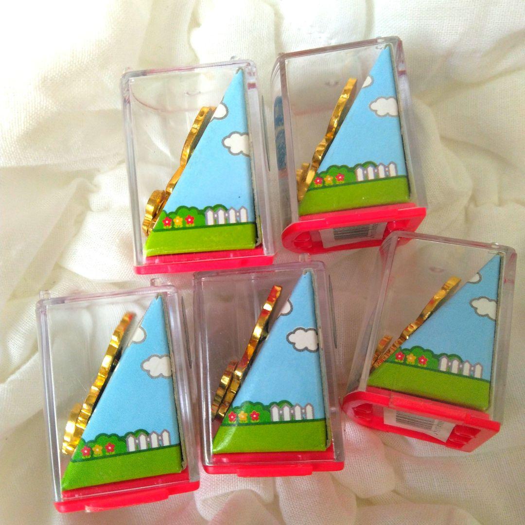 レトロ　ハローキティ　子犬のお散歩　ピンバッジ　セット　キティ　サンリオ