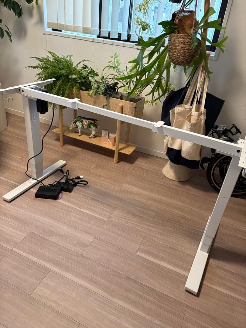 S*o様 電動昇降デスク ホワイト