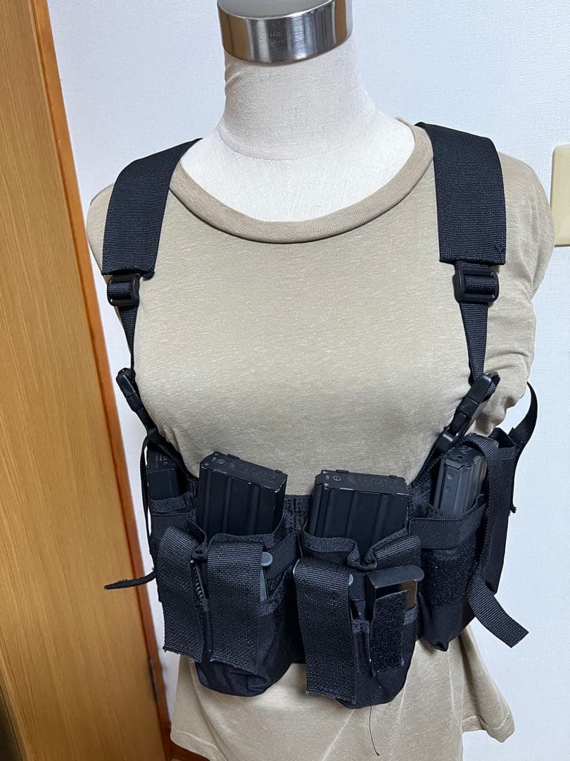 個人装備 SHEKKIN GEARS AWS Strike vest Chestrig