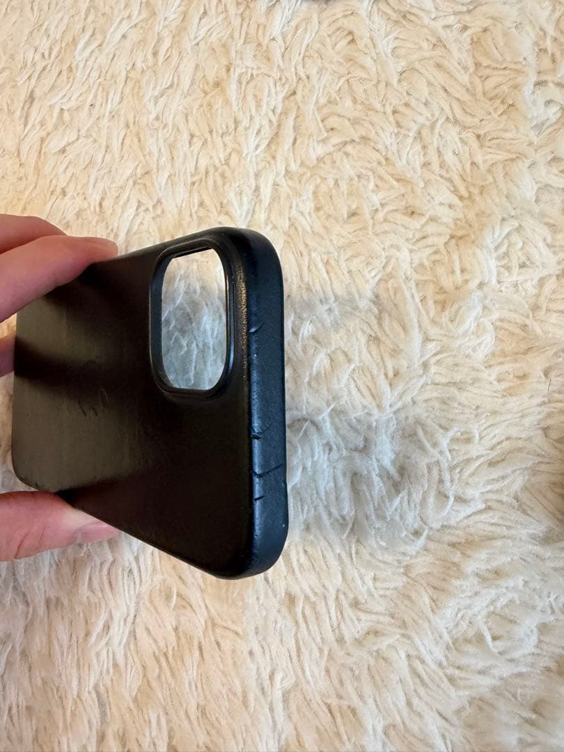 Apple iPhone 14 ブラック ケース付き