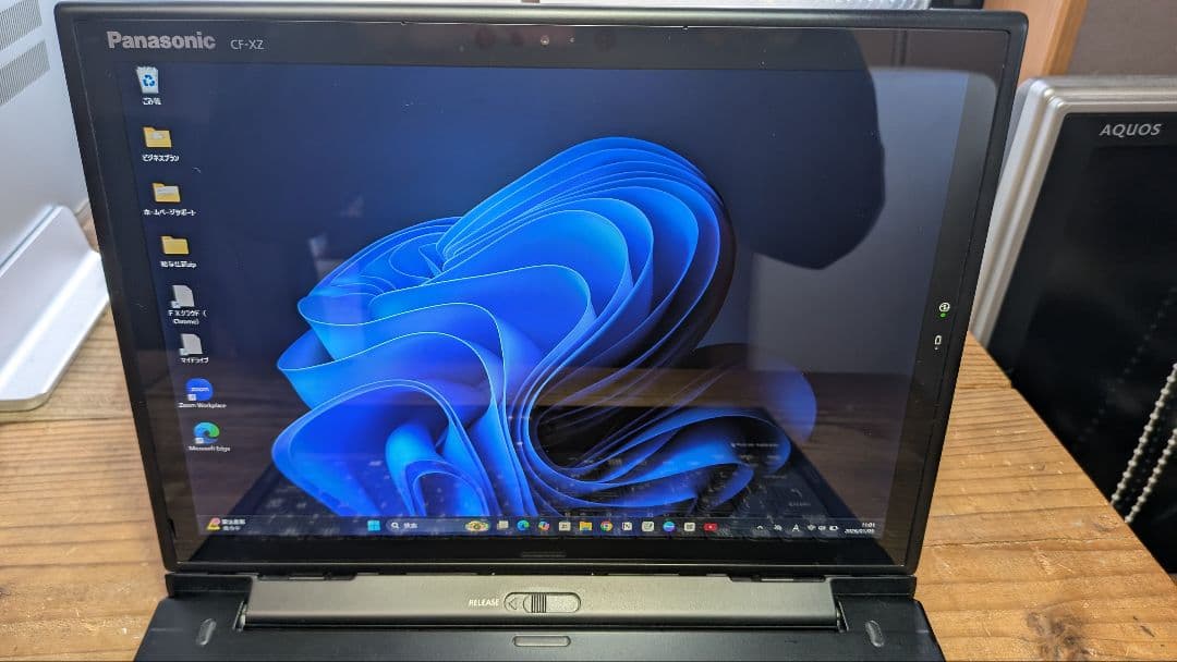 Windowsノート本体 Panasonic Let's Note CF-XZ6 Win11 2in1