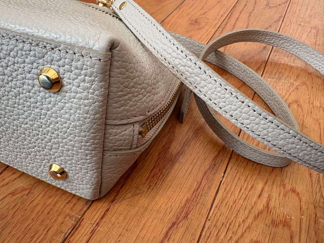 イアンヌ　IANNE◆オムレット　ショルダーバッグ