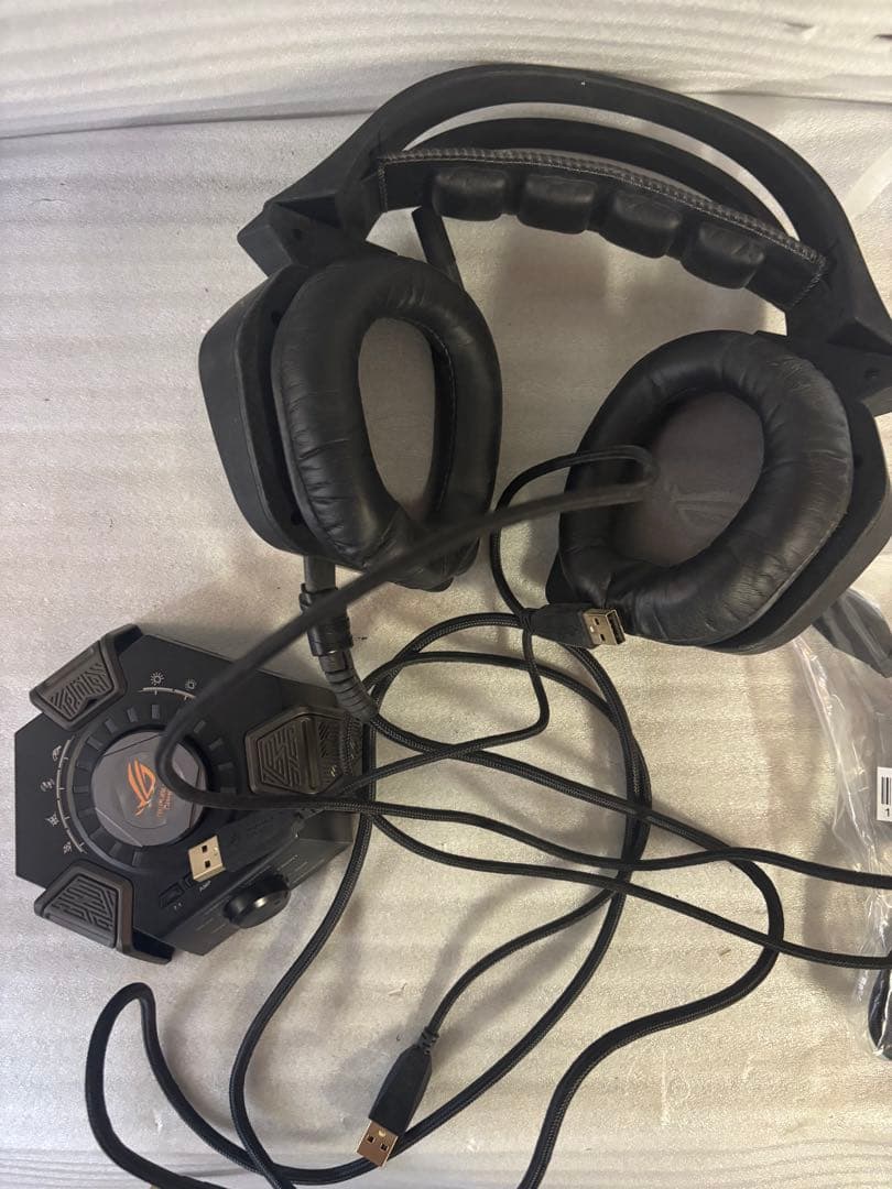 ASUS ROG 7.1 ゲーミングヘッドセット 7.1サラウンド
