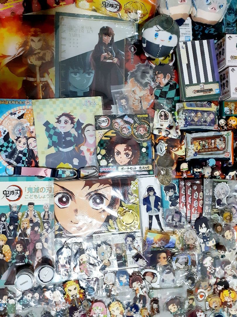 鬼滅の刃 グッズ 大量 まとめ売り 700点