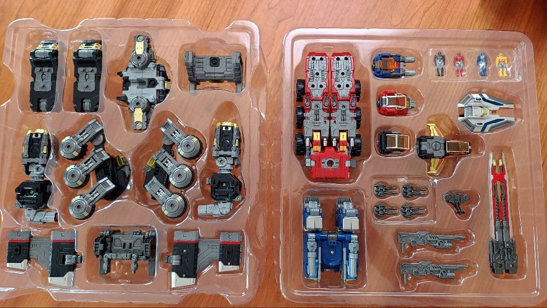 ダイアクロン DA-92 鎧装合体パワードコンボイ