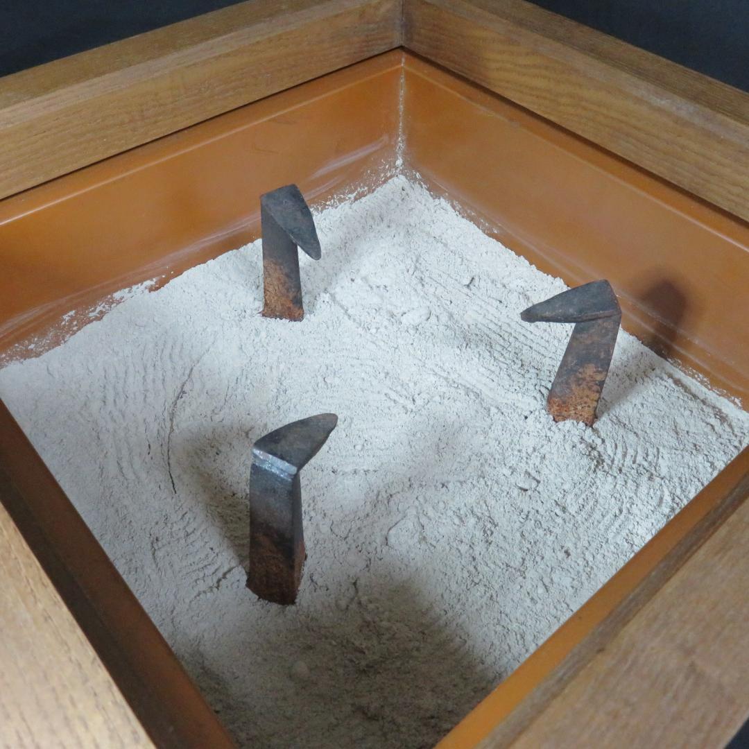 角火鉢 五徳付き 欅 けやき 鬼爪 内銅 火鉢 手あぶり 囲炉裏 茶道具