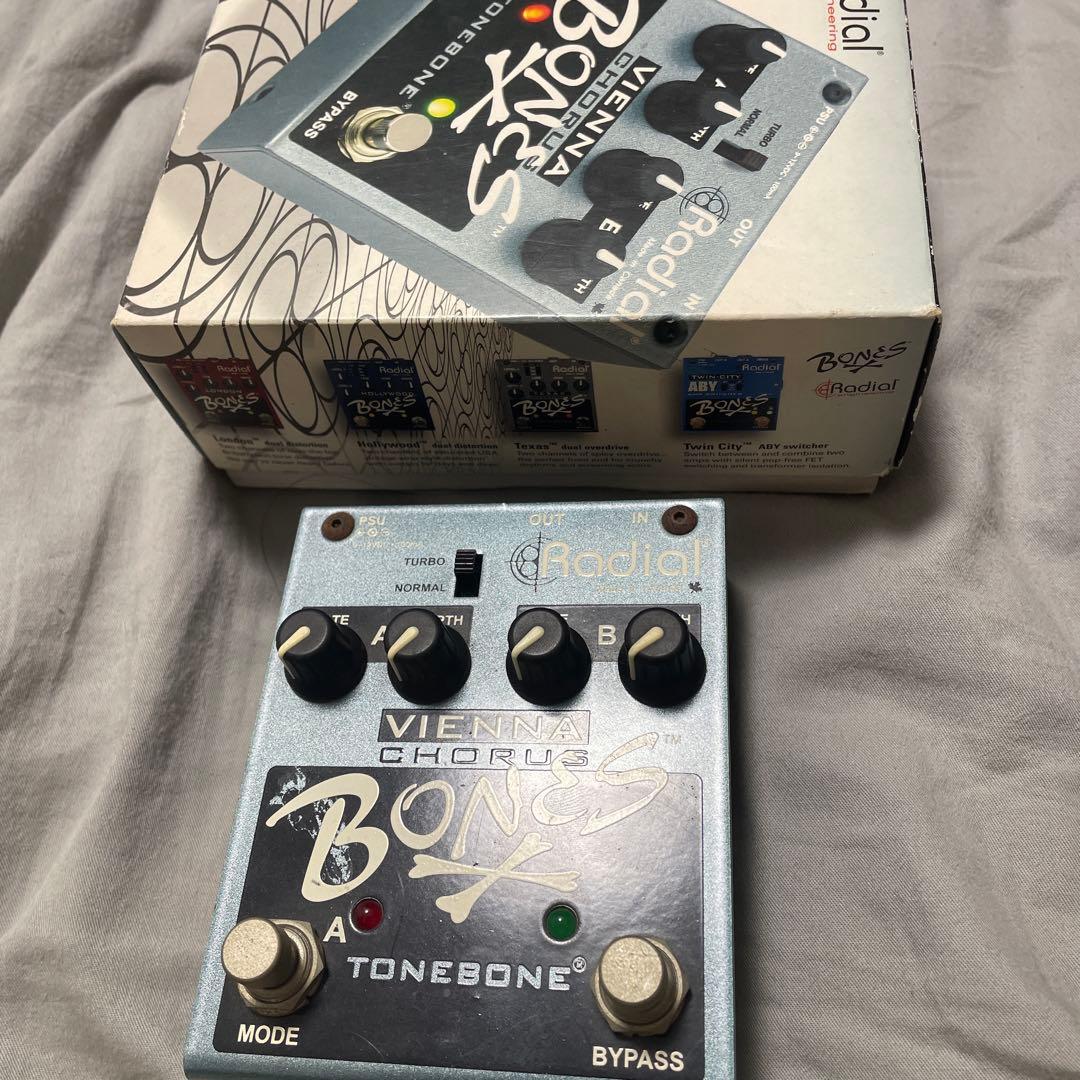Radial Vienna Chorus Bones ギターエフェクター