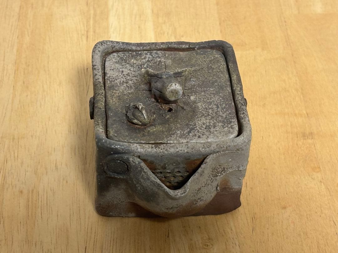 77.備前焼 宝瓶 登り窯 龍 りゅう 4角 手びねり 急須